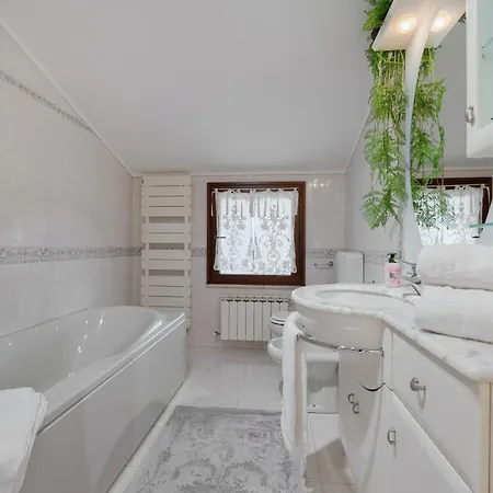 Casa Di Iaio - Netflix, Cinema & Parking *