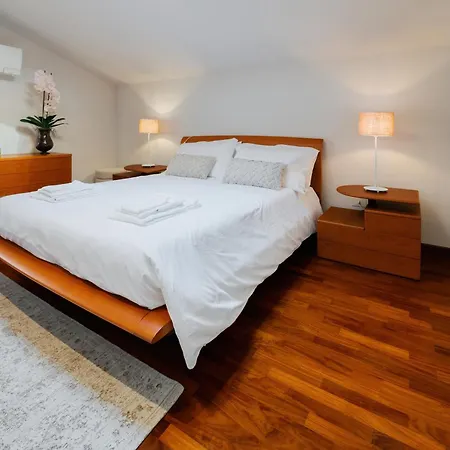 Casa Di Iaio - Netflix, Cinema & Parking Daire Gorizia